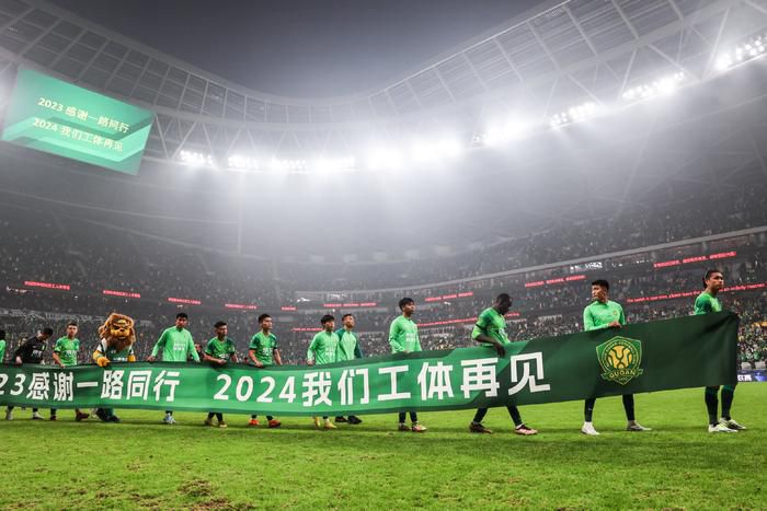 所以，固然我们知道奥斯卡是在演戏，可是实在良多部门，我们是难以辨别戏剧与实际的鸿沟的。